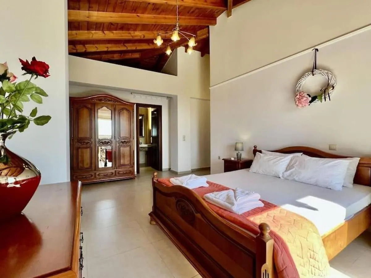 3 Bedroom Villa, Private Pool, Sea Views, Kefalonia Tzamarelata Vila